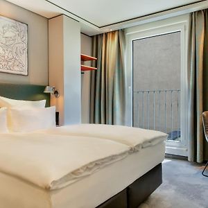 Kamer met een Queen Size Bed